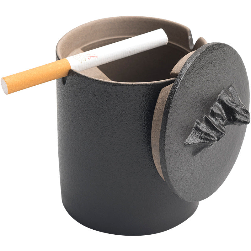Portable Anti Fly Ash Device With Cover For Automobile Ashtray